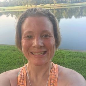 I Love my life. I love shopping. Check me out!